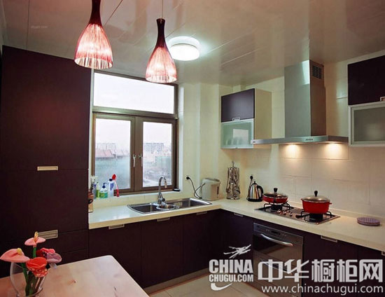 橱柜市场“蛋糕”巨大 企业三方发力夺取话语权